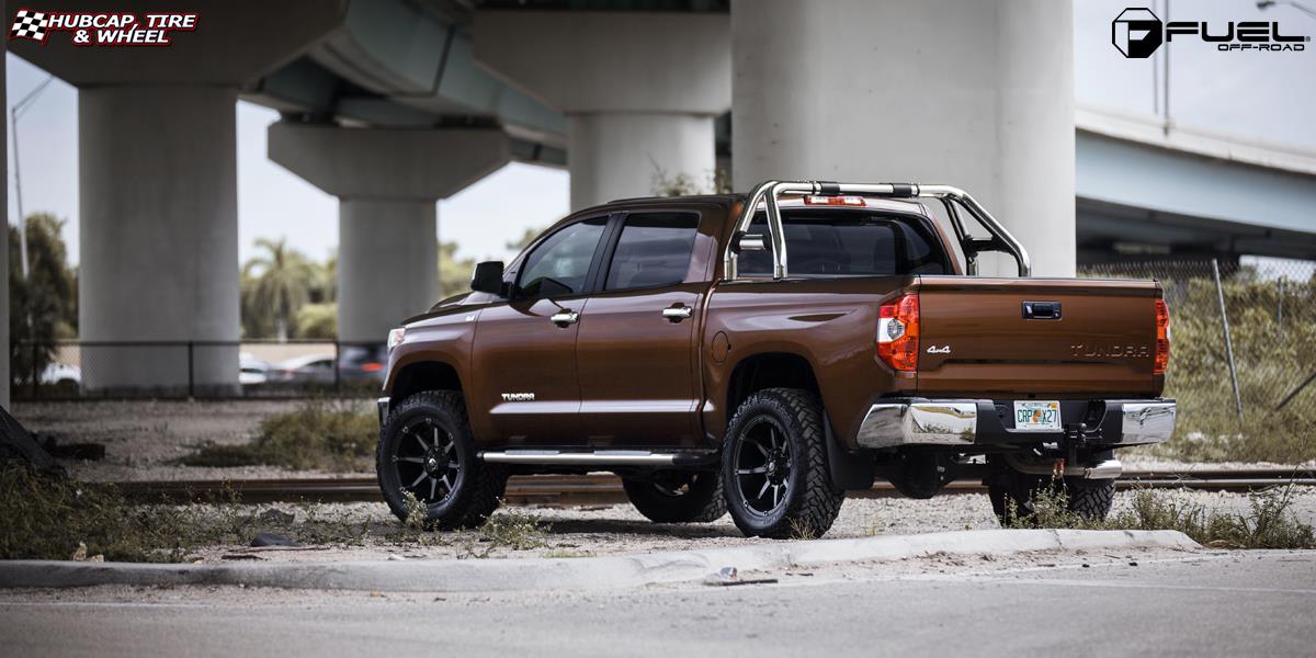 vehicle gallery/toyota tundra fuel coupler d556 20X10  Black & Machined with Dark Tint wheels and rims